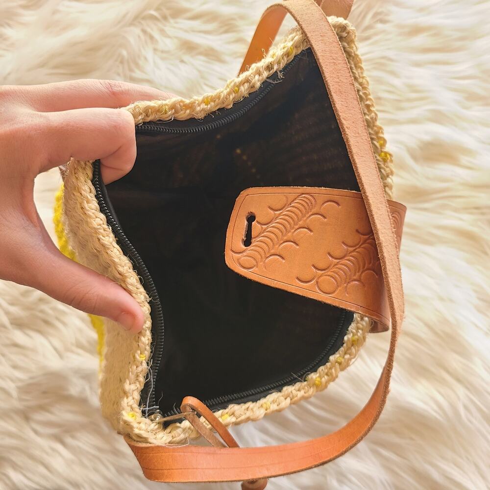 Woven Sisal Bag Crossbody Purse Boho Summer Beach Yellow Basket Tote Retro Y2K - Picture 3 of 3